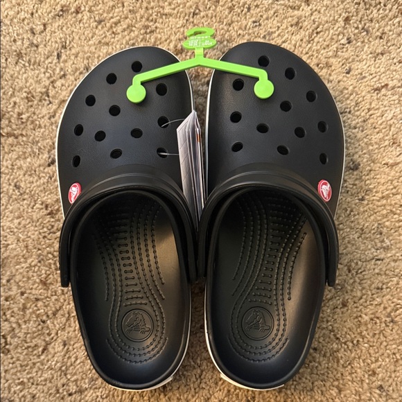 CROCS Unisex Black with White Trim - Picture 3 of 6